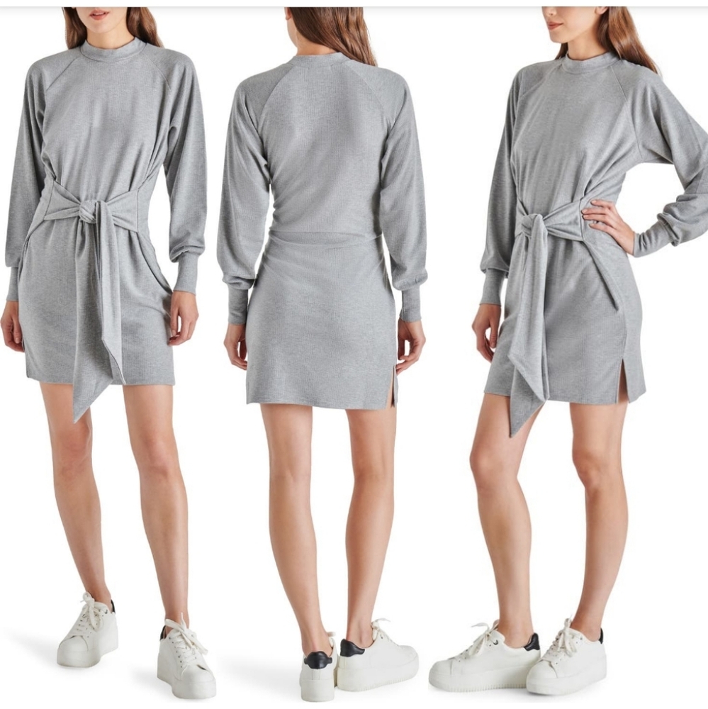Steven Madden Top